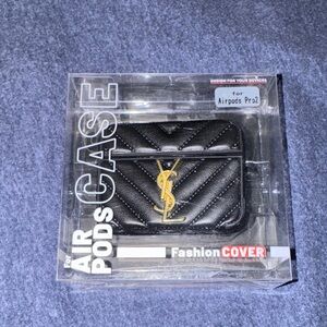 Black AirPods Pro 2 Case